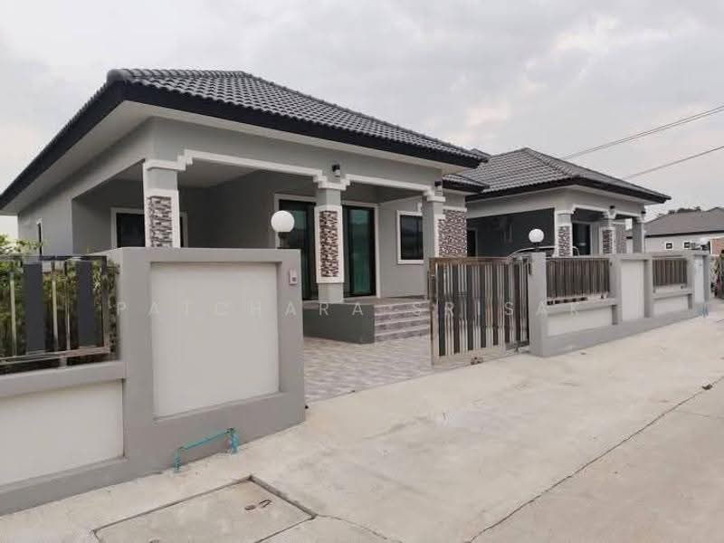 3-BR House, Chon Buri (Pattaya), Nong Pla Lai, Bang Lamung (Pattaya), Chon Buri (Pattaya), 3 Bedrooms, 244 sqm, Single Detached House For Sale, by Patchara Srisak, 500523491 - DDproperty.com