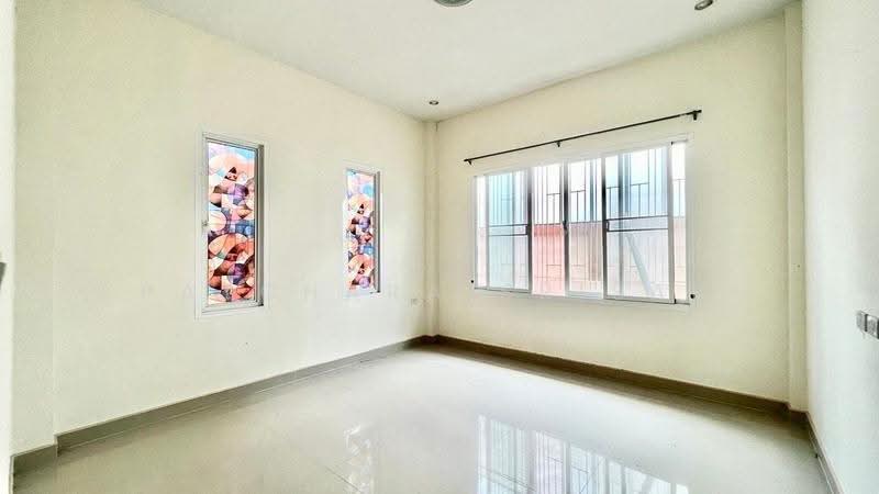 บ้าน 3-ห้องนอน, ชลบุรี, ตะเคียนเตี้ย, บางละมุง, ชลบุรี, 150 ตร.ม., บ้านเดี่ยว ขาย, โดย Patchara Srisak, 500523506 - DDproperty.com