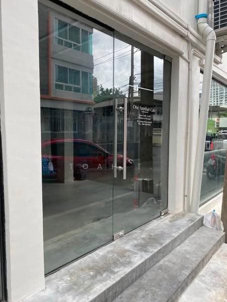 พื้นที่ให้เช่า พร้อมพงษ์ ทองหล่อ สุขุมวิท : Space for rent in Phrom Phong, Thonglor, Sukhumvit, Bangkok, Khong Tan, Khlong Toei, Bangkok, , 35 sqm, Retail Space For Rent, by TOAH T., 500523517 - DDproperty.com