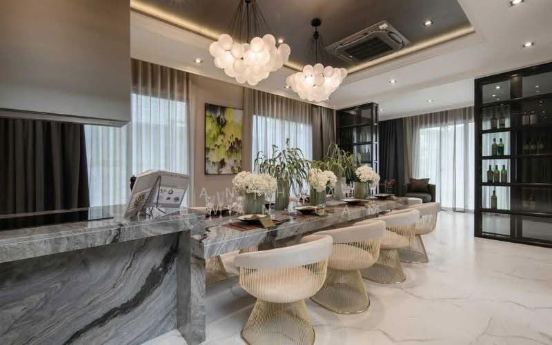 Bangkok Boulevard Signature Pinklao-Borom, Bangkok, Sala Thammasop Road, Sala Thammasop, Thawi Watthana, Bangkok, 4 Bedrooms, 398 sqm, Single Detached House For Sale, by Anthea Khwanngam, 500523558 - DDproperty.com