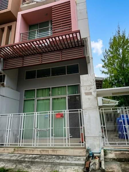 RK Office Park Ramintra - Ramkhamhaeng, Bangkok, Suwinthawong Road, Min Buri, Bangkok, 3 Bedrooms, 210 sqm, Townhouse For Sale, by ด่วน! ขายขาดทุน ทาวน์โฮม/ออฟฟิศ 3.5 ชั้น RK Office Park สุวินทวงศ์, 500523591 - DDproperty.com
