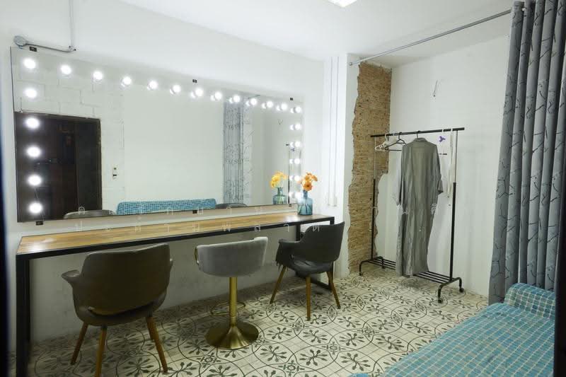 CHUBCHEEVIT STUDIO BANGKOK CO,LTD, Bangkok, Phlapphla, Wang Thonglang, Bangkok, 2 Bedrooms, 216 sqm, Townhouse For Sale, by คุณเพ้ง, 500523606 - DDproperty.com