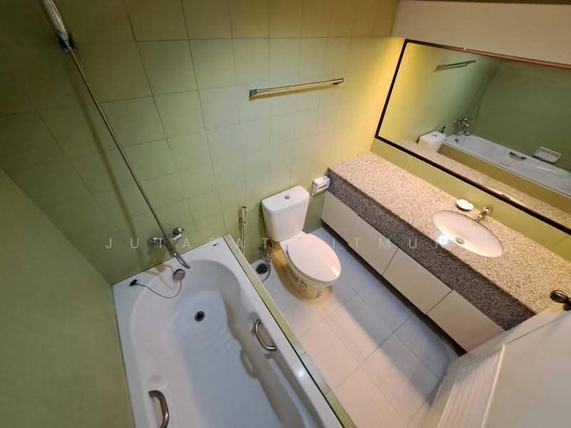 Baan Chan Condominium, Bangkok, Soi Thonglor 20, Thonglor Road, Khlong Tan Nua, Watthana, Bangkok, 1 Bedroom, 38 sqm, Condo For Rent, by Jutarat Jitmun, 500523622 - DDproperty.com