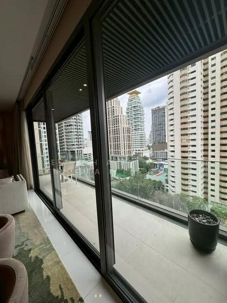 Vittorio 39, Bangkok, 8 Sukhumvit, Khlong Tan Nua, Watthana, Bangkok, 2 Bedrooms, 141 sqm, Condo For Rent, by Petcharaporn Mahipan, 500523645 - DDproperty.com