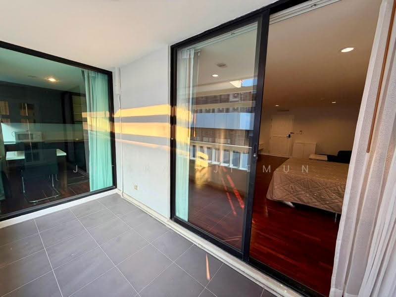 Baan Chan Condominium, Bangkok, Soi Thonglor 20, Thonglor Road, Khlong Tan Nua, Watthana, Bangkok, 1 Bedroom, 62 sqm, Condo For Rent, by Jutarat Jitmun, 500523671 - DDproperty.com