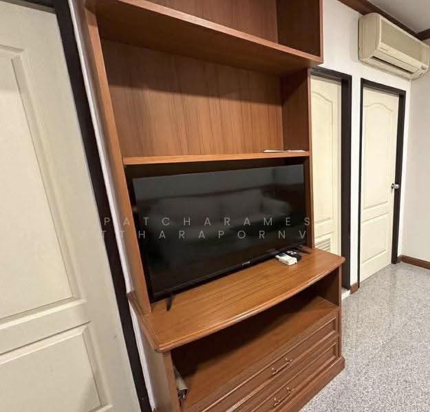 Sathorn House, Bangkok, Sathorn, Silom, Bang Rak, Bangkok, 2 Bedrooms, 50 sqm, Condo For Rent, by Patcharames Pattharapornviboon, 500523701 - DDproperty.com