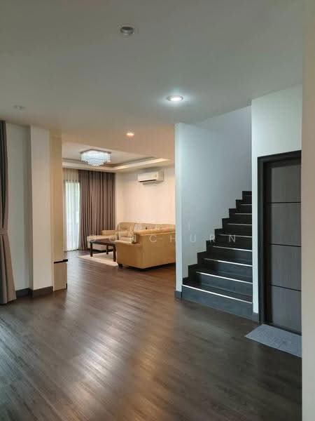 บ้านเดี่ยว 4 ห้องนอน ใกล้สถานีรถไฟฟ้าเอกมัย, กรุงเทพ, พระโขนงเหนือ, วัฒนา, กรุงเทพ, 330 ตร.ม., บ้านเดี่ยว ให้เช่า, โดย Thiti Boonchurn, 500523784 - DDproperty.com