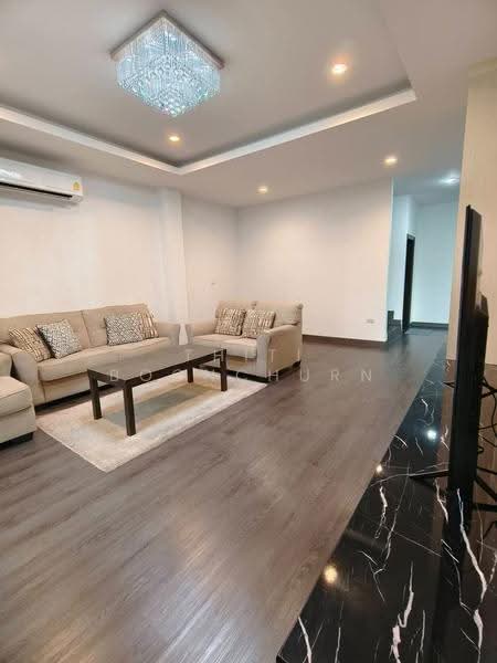Detached House, 4 Bedroom, Near Ekkamai BTS, bangkok, Phra Kanong Nua, Watthana, Bangkok, 4 Bedrooms, 330 sqm, Single Detached House For Rent, by Thiti Boonchurn, 500523784 - DDproperty.com