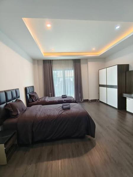 Detached House, 4 Bedroom, Near Ekkamai BTS, bangkok, Phra Kanong Nua, Watthana, Bangkok, 4 Bedrooms, 330 sqm, Single Detached House For Rent, by Thiti Boonchurn, 500523784 - DDproperty.com