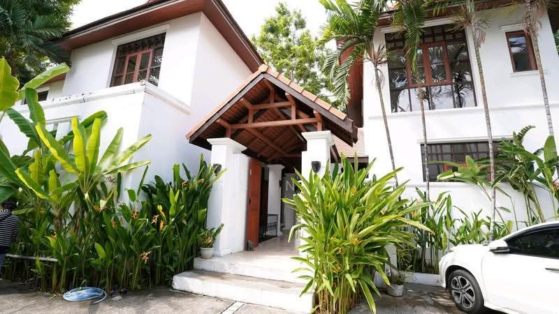 Pool Villa House Sukhumvit 23, Bangkok, สุขุมวิท23, Khlong Tan Nua, Watthana, Bangkok, 6 Bedrooms, 1,000 sqm, Single Detached House For Rent, by Miss Nana, 500523812 - DDproperty.com