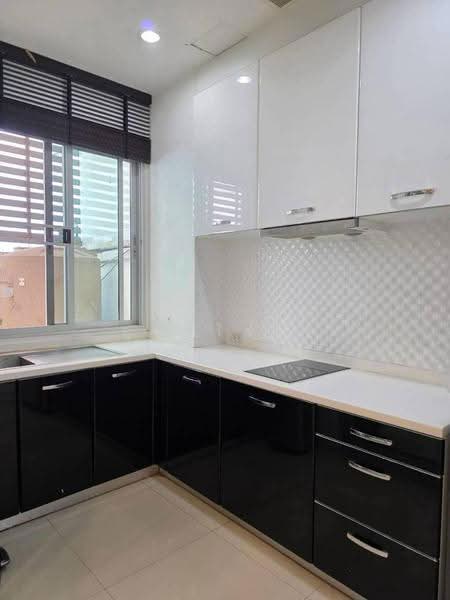 Autumn Residence Phetkasem 114, Bangkok, Nong Kang Plu, Nong Khaem, Bangkok, 3 Bedrooms, 195 sqm, Townhouse For Sale, by Mooky ตุลาพันธุ์, 500523813 - DDproperty.com