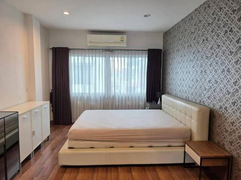 Autumn Residence Phetkasem 114, Bangkok, Nong Kang Plu, Nong Khaem, Bangkok, 3 Bedrooms, 195 sqm, Townhouse For Sale, by Mooky ตุลาพันธุ์, 500523813 - DDproperty.com