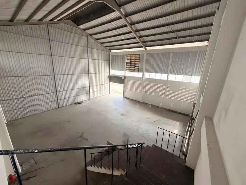 โรงงานให้เช่า สมุทรปราการ BTS เคหะฯ รถคอนเทนเนอร์เข้าได้ 800 ตร.ม. FA-3805, สมุทรปราการ, ท้ายบ้าน, เมืองสมุทรปราการ, สมุทรปราการ, 800 ตร.ม., โกดัง-โรงงาน ให้เช่า, โดย Santi Tiranakul, 500523817 - DDproperty.com