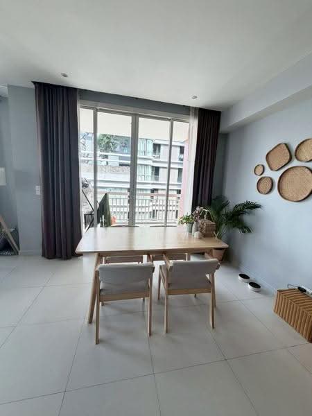 Manhattan Chidlom, Bangkok, 1032 Phetchaburi 32 Alley, Makkasan, Ratchathewi, Bangkok, 2 Bedrooms, 130 sqm, Condo For Sale, by Connex Property, 500523824 - DDproperty.com