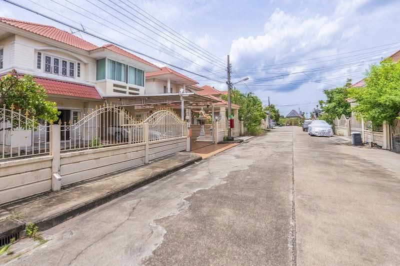 พฤกษ์พิมาน 2 บางบัวทอง, Nonthaburi, ราชพฤกษ์, Bang Rak Pattana, Bang Bua Thong, Nonthaburi, 3 Bedrooms, 140 sqm, Single Detached House For Sale, by อดิเทพ ภระมรทัต, 500523835 - DDproperty.com