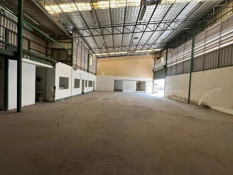 For Rent Bangkok Warehouse Phatthanakan Rd With Office Container Access Wh-1100, Bangkok, Suan Luang, Bangkok, , 480 sqm, Warehouse/Factory For Rent, by Santi Tiranakul, 500523865 - DDproperty.com