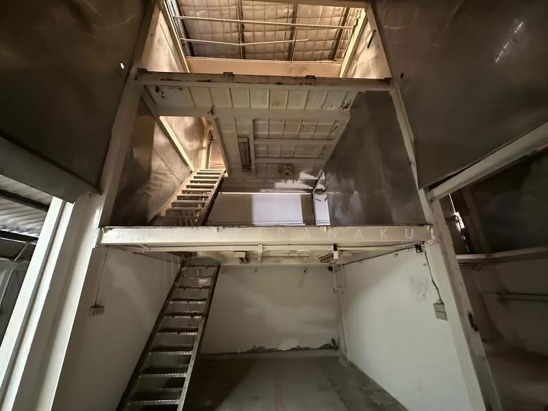 For Rent Bangkok Warehouse Phatthanakan Rd With Office Container Access Wh-1100, Bangkok, Suan Luang, Bangkok, , 480 sqm, Warehouse/Factory For Rent, by Santi Tiranakul, 500523865 - DDproperty.com