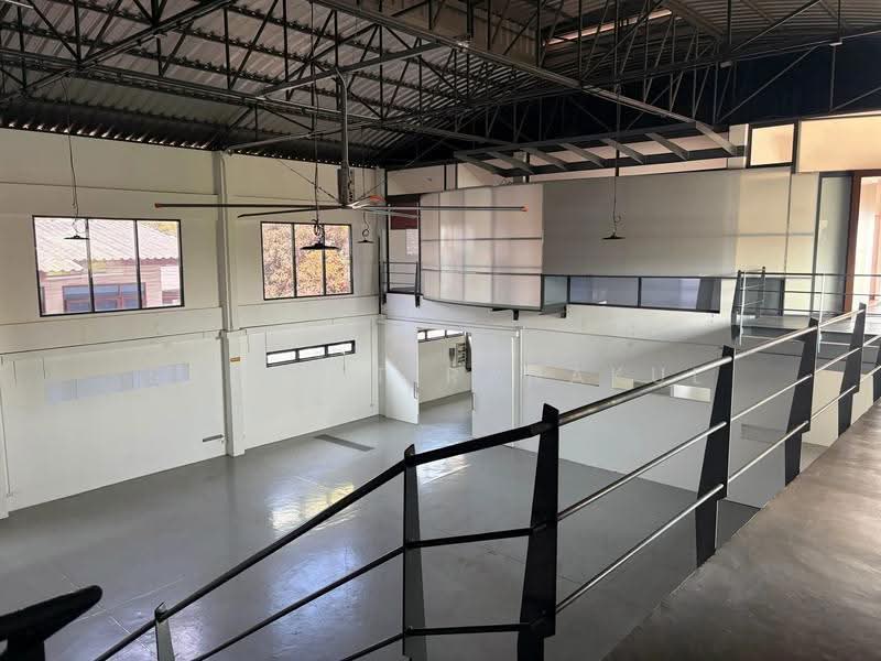 For Rent Bangkok Warehouse BTS Punnawithi With Office 10-Wheel Access Wh-1289, Bangkok, Bang Chak, Phra Khanong, Bangkok, , 1,000 sqm, Warehouse/Factory For Rent, by Santi Tiranakul, 500523871 - DDproperty.com