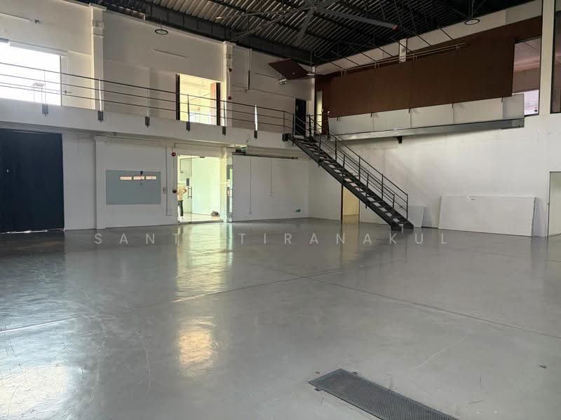 For Rent Bangkok Warehouse BTS Punnawithi With Office 10-Wheel Access Wh-1289, Bangkok, Bang Chak, Phra Khanong, Bangkok, , 1,000 sqm, Warehouse/Factory For Rent, by Santi Tiranakul, 500523871 - DDproperty.com