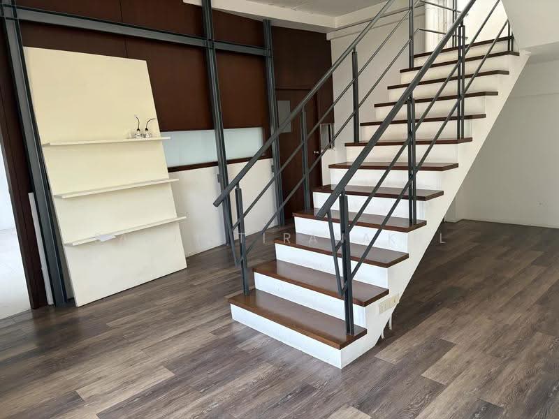 For Rent Bangkok Warehouse BTS Punnawithi With Office 10-Wheel Access Wh-1289, Bangkok, Bang Chak, Phra Khanong, Bangkok, , 1,000 sqm, Warehouse/Factory For Rent, by Santi Tiranakul, 500523871 - DDproperty.com