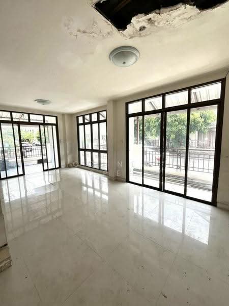 Tippimarn Baan Rim Klong, Nonthaburi, Sao Thong Hin, Bang Yai, Nonthaburi, 4 Bedrooms, 120 sqm, Townhouse For Sale, by Connex Property, 500523872 - DDproperty.com