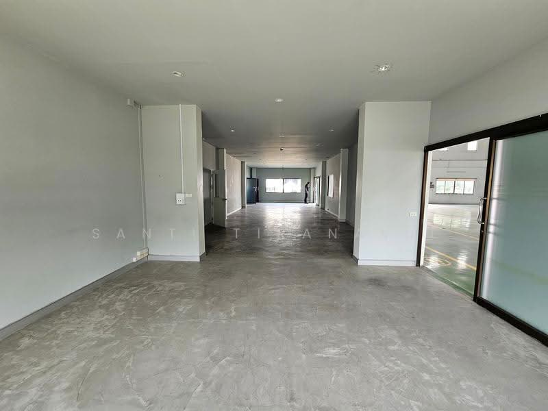 For Rent Bangkok Warehouse BTS Udom Suk Container Access 1,015 Sqm Wh-2598, Bangkok, Bang Chak, Phra Khanong, Bangkok, , 1,015 sqm, Warehouse/Factory For Rent, by Santi Tiranakul, 500523876 - DDproperty.com