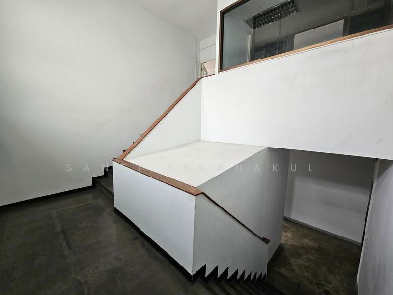 For Rent Bangkok Warehouse BTS Udom Suk Container Access 1,015 Sqm Wh-2598, Bangkok, Bang Chak, Phra Khanong, Bangkok, , 1,015 sqm, Warehouse/Factory For Rent, by Santi Tiranakul, 500523876 - DDproperty.com
