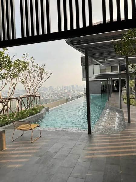 NUE Noble Ngamwongwan, Nonthaburi, Ngamwongwan Road, Bang Khen, Muang Nonthaburi, Nonthaburi, 1 Bedroom, 30 sqm, Condo For Sale, by Saharat Sakulsaowapakkul, 500523894 - DDproperty.com