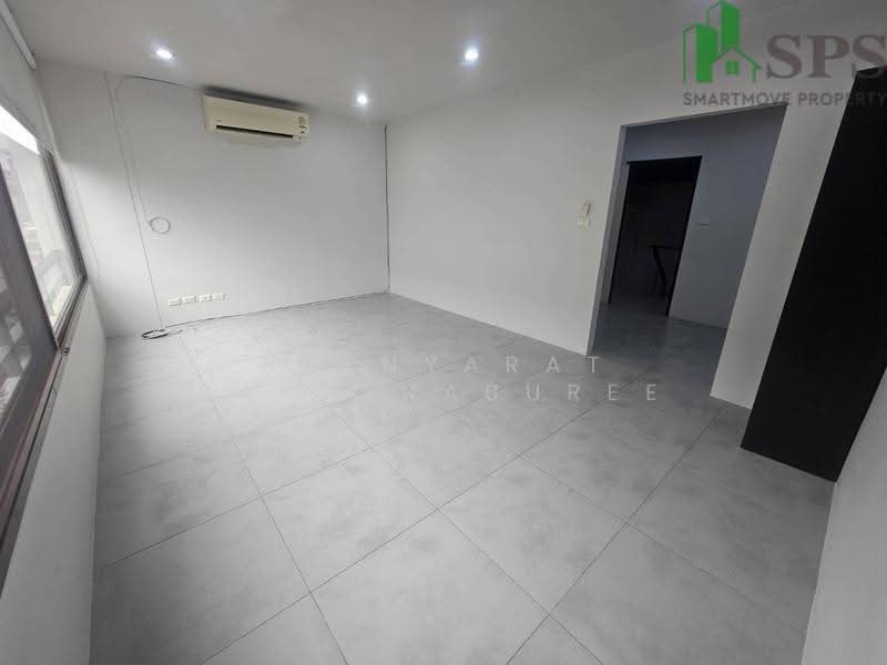 ็Home office for rent sukhumvit 64 loft style at oasis loft, Bangkok, Bang Chak, Phra Khanong, Bangkok, , 247 sqm, Office Space For Rent, by Thanyarat Rattanaburee, 500523900 - DDproperty.com