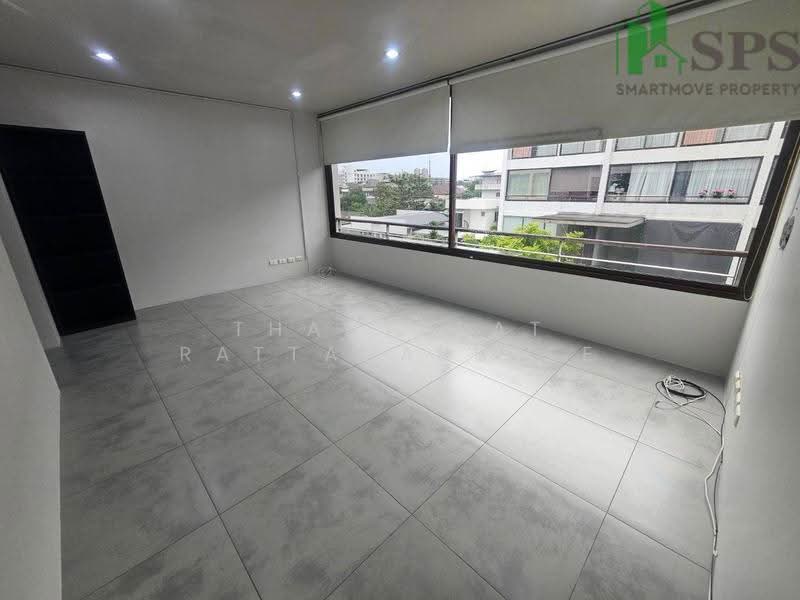 ็Home office for rent sukhumvit 64 loft style at oasis loft, Bangkok, Bang Chak, Phra Khanong, Bangkok, , 247 sqm, Office Space For Rent, by Thanyarat Rattanaburee, 500523900 - DDproperty.com