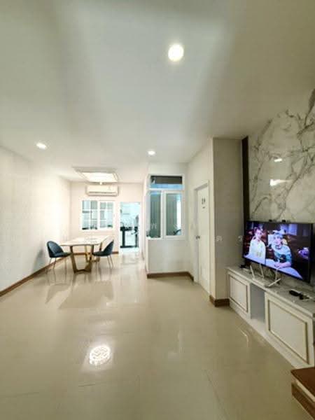 Golden Town Sathorn : โกลเด้น ทาวน์ สาทร, กรุงเทพ, ถนนกัลปพฤกษ์, บางขุนเทียน, จอมทอง, กรุงเทพ, 117 ตร.ม., ทาวน์เฮ้าส์ ให้เช่า, โดย นัฐพงค์ มณีอัครเนตร, 500523908 - DDproperty.com