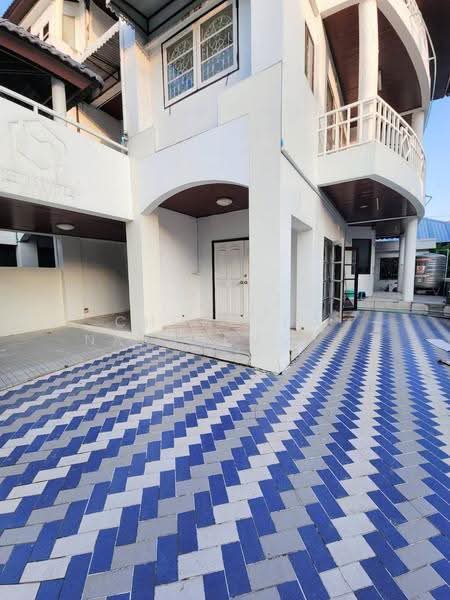 Townhome Sriwara Town in town, Bangkok, Phlapphla, Wang Thonglang, Bangkok, 5 Bedrooms, 250 sqm, Townhouse For Sale, by Chonlada Nakasemsuwan, 500523951 - DDproperty.com