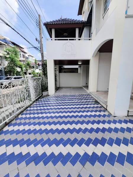 Townhome Sriwara Town in town, Bangkok, Phlapphla, Wang Thonglang, Bangkok, 5 Bedrooms, 250 sqm, Townhouse For Sale, by Chonlada Nakasemsuwan, 500523951 - DDproperty.com