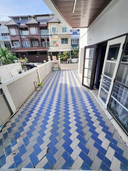 Townhome Sriwara Town in town, Bangkok, Phlapphla, Wang Thonglang, Bangkok, 5 Bedrooms, 250 sqm, Townhouse For Sale, by Chonlada Nakasemsuwan, 500523951 - DDproperty.com