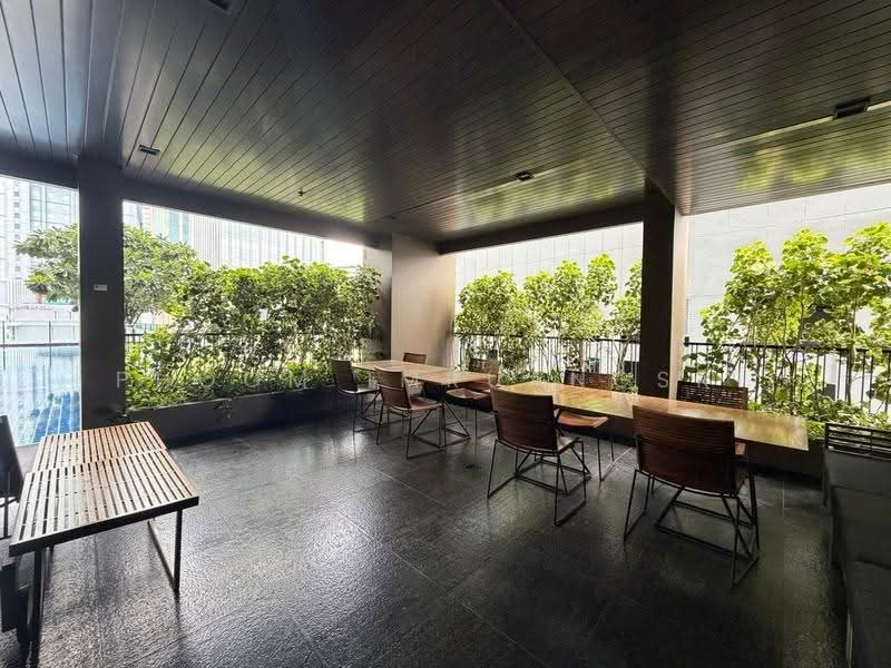Noble Refine, Bangkok, Soi Sukhumvit 26, Sukhumvit Road, Khong Tan, Khlong Toei, Bangkok, 1 Bedroom, 55 sqm, Condo For Rent, by Phoom Imruangsri, 500524058 - DDproperty.com