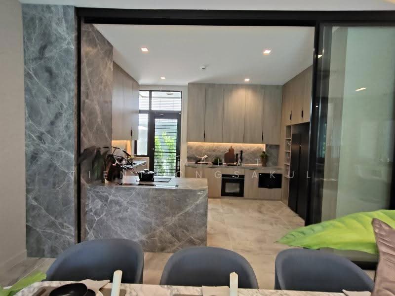 undefined, Bangkok, Khlong Chan, Bang Kapi, Bangkok, 4 Bedrooms, 846 sqm, Single Detached House For Sale, by Poomphat Tienthongsakul, 500524269 - DDproperty.com