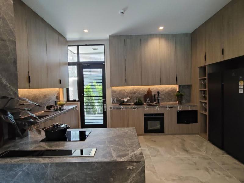 undefined, Bangkok, Khlong Chan, Bang Kapi, Bangkok, 4 Bedrooms, 846 sqm, Single Detached House For Sale, by Poomphat Tienthongsakul, 500524269 - DDproperty.com