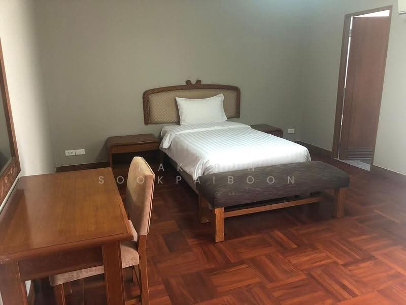 United Tower Thonglor, Bangkok, 333 Soi Thonglor 17, Khlong Tan Nua, Watthana, Bangkok, 2 Bedrooms, 172 sqm, Condo For Rent, by Nakarin Sookpaiboon, 500524280 - DDproperty.com