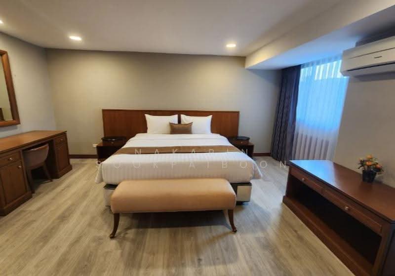 United Tower Thonglor, Bangkok, 333 Soi Thonglor 17, Khlong Tan Nua, Watthana, Bangkok, 3 Bedrooms, 210 sqm, Condo For Rent, by Nakarin Sookpaiboon, 500524302 - DDproperty.com