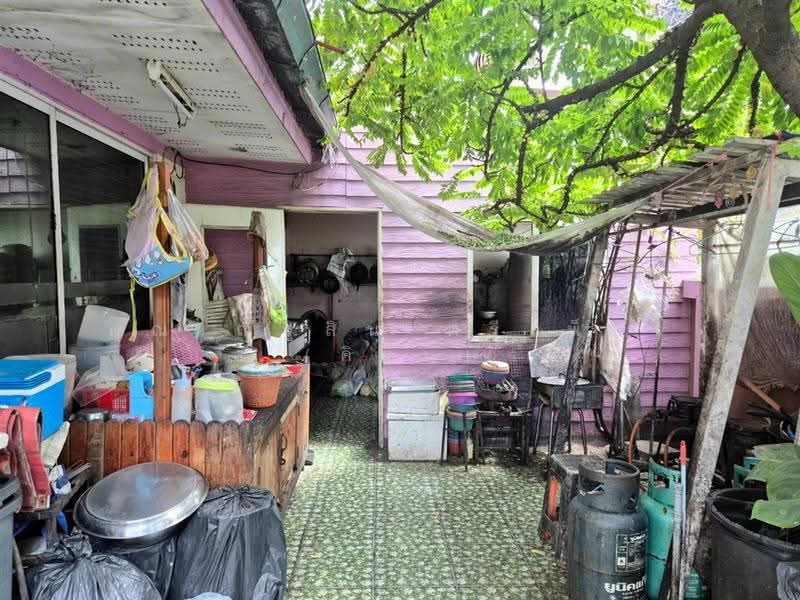 อิน-เฮ้าส์ ลาดพร้าว ซอยลาดพร้าว83 (จิตต์อารีย์), Bangkok, ถนนลาดพร้าว83, Khlong Chaokhun Sing, Wang Thonglang, Bangkok, 4 Bedrooms, 160 sqm, Townhouse For Sale, by คุณ ณัฐสิน ตรีเพ็ชร (คิริน), 500524326 - DDproperty.com