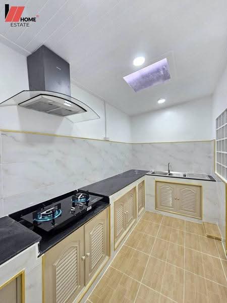 Piyawararom Village Phase 3, Nonthaburi, Baan Kluay-Sai Noi Road, Sai Noi, Nonthaburi, 3 Bedrooms, 100 sqm, Townhouse For Sale, by ชลธิชา ปรางค์ประทานพร, 500524364 - DDproperty.com