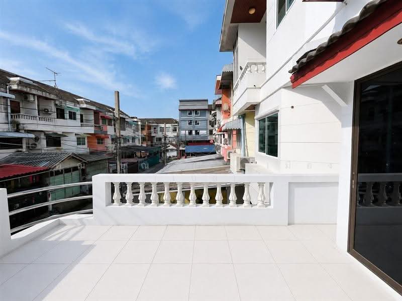 วราธร วิลล์ (Warathon Ville) ซอยศรีด่าน19, Samut Prakan, ถนนปู่เจ้าสมิง, Samrong Nua, Muang Samut Prakarn, Samut Prakan, 3 Bedrooms, 120 sqm, Townhouse For Sale, by คุณ บุณรดา ชูเมือง (เบล), 500524366 - DDproperty.com