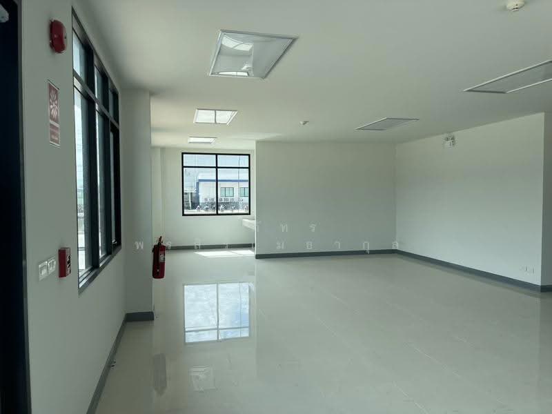 ให้เช่า คลังสินค้า โกดัง พื้นยกสูง 4,200 ตรม.บางนา ตราด สมุทรปราการ (TW8-29426), Samut Prakan, Bang Sao Thong, Samut Prakan, , 4,200 sqm, Warehouse/Factory For Rent, by ณภัทร พรสิริเมธากุล, 500524407 - DDproperty.com