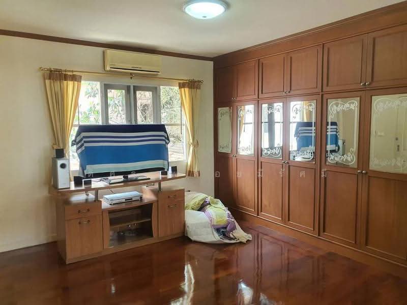 Pruekpirom Regent Pinklao, Nonthaburi, Kanchanaphisek Road, Bang Muang, Bang Yai, Nonthaburi, 4 Bedrooms, 352 sqm, Single Detached House For Rent, by Adisorn Ploymeerassamee, 500524420 - DDproperty.com