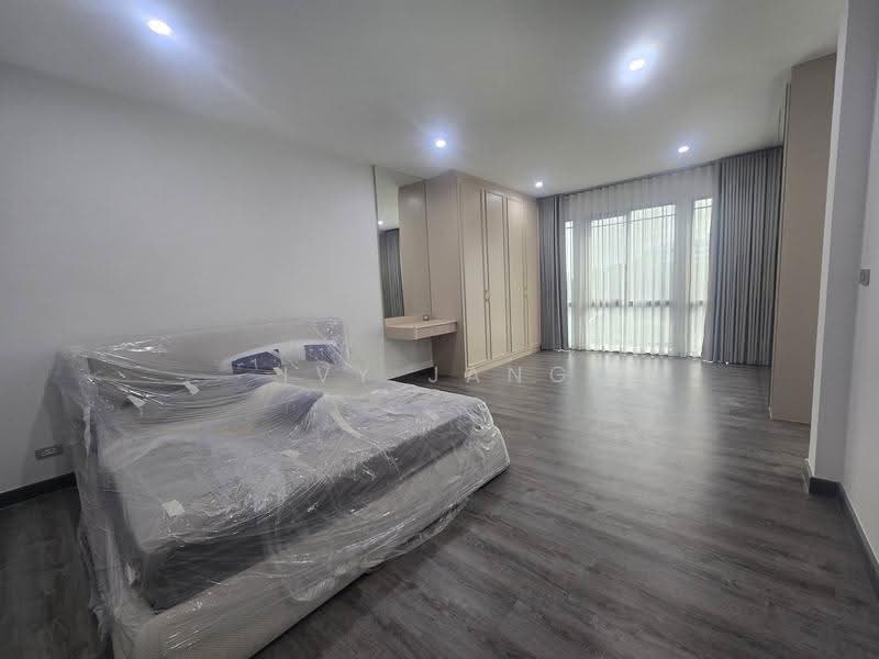 Baan Klang Muang Classe Sukhumvit 77 : บ้านกลางเมือง คลาสเซ่ สุขุมวิท 77, กรุงเทพ, ซอยอ่อนนุช 21, สวนหลวง, กรุงเทพ, 214 ตร.ม., บ้านเดี่ยว ให้เช่า, โดย Ivy Jang, 500524426 - DDproperty.com