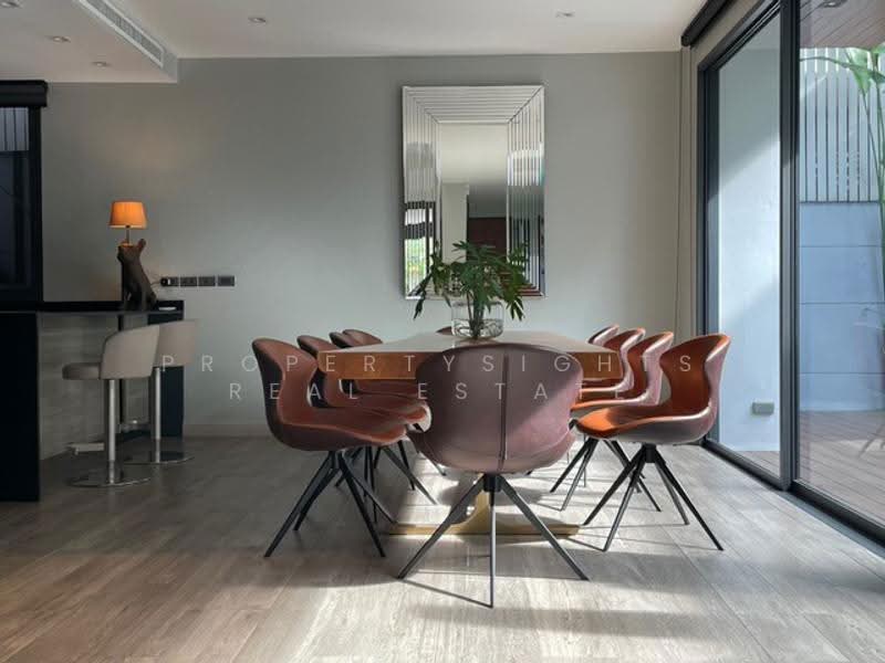 Hosue BTS Phromphong 3 bed / 4 bath, Bangkok, Khlong Tan Nua, Watthana, Bangkok, 3 Bedrooms, 350 sqm, Single Detached House For Rent, by PROPERTYSIGHTS REAL ESTATE, 500524428 - DDproperty.com