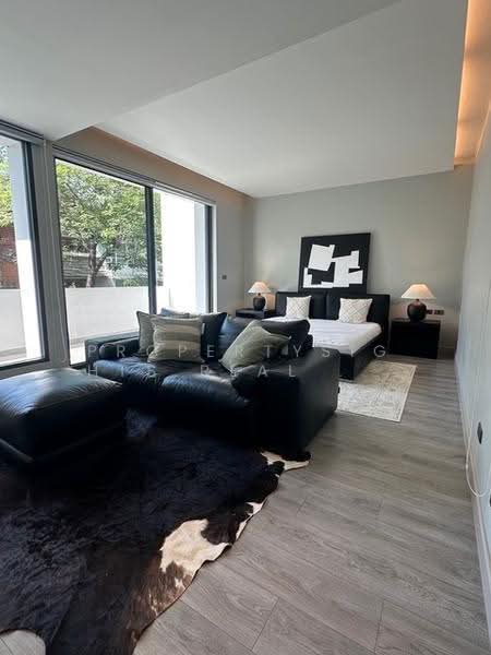 Hosue BTS Phromphong 3 bed / 4 bath, Bangkok, Khlong Tan Nua, Watthana, Bangkok, 3 Bedrooms, 350 sqm, Single Detached House For Rent, by PROPERTYSIGHTS REAL ESTATE, 500524428 - DDproperty.com