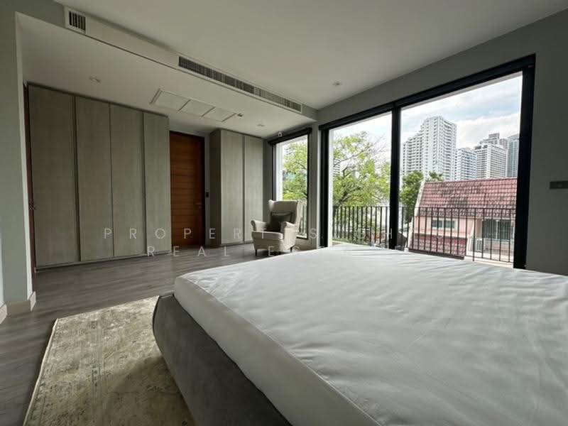 Hosue BTS Phromphong 3 bed / 4 bath, Bangkok, Khlong Tan Nua, Watthana, Bangkok, 3 Bedrooms, 350 sqm, Single Detached House For Rent, by PROPERTYSIGHTS REAL ESTATE, 500524428 - DDproperty.com