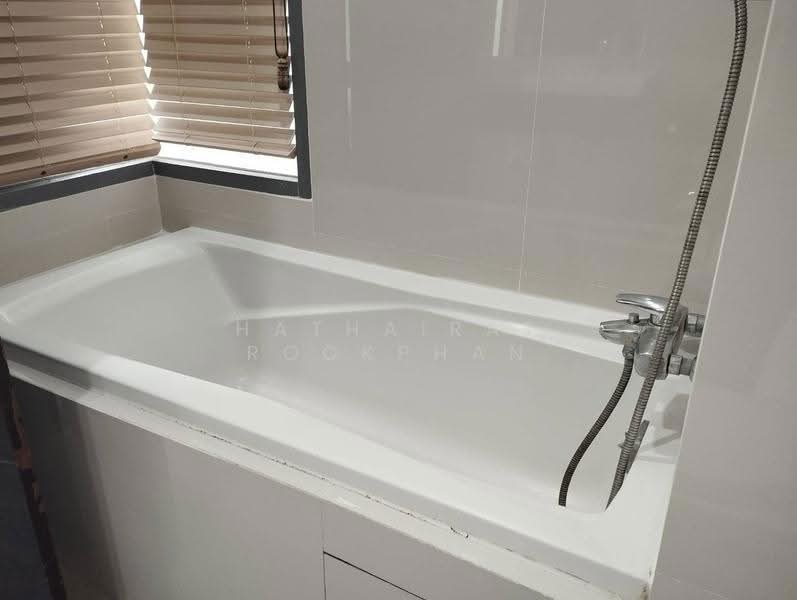 IDEO Q Phayathai, Bangkok, 138 Phayathai Road, Thung Phaya Thai, Ratchathewi, Bangkok, 1 Bedroom, 50 sqm, Condo For Rent, by Hathairat Rookphan, 500524458 - DDproperty.com