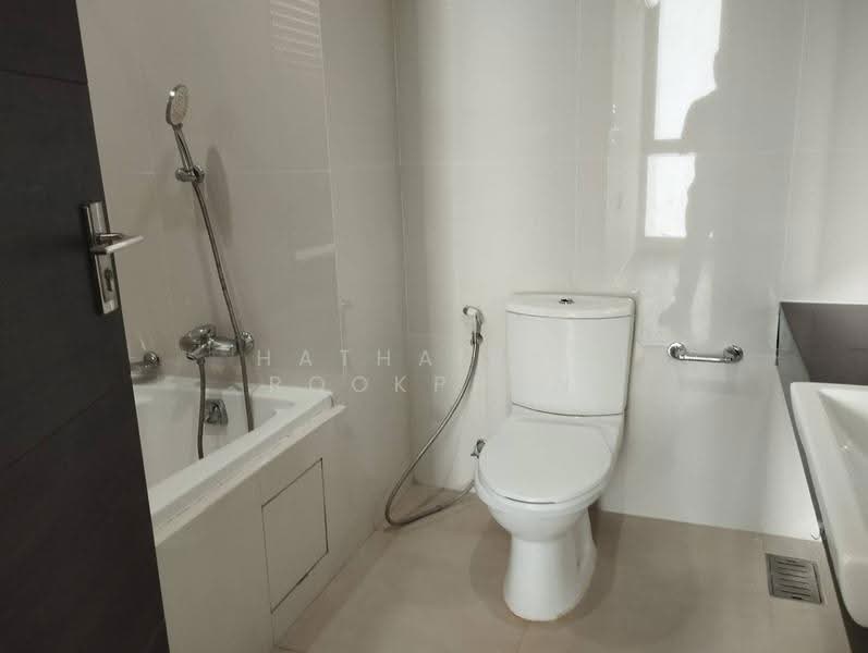 IDEO Q Phayathai, Bangkok, 138 Phayathai Road, Thung Phaya Thai, Ratchathewi, Bangkok, 1 Bedroom, 50 sqm, Condo For Rent, by Hathairat Rookphan, 500524458 - DDproperty.com